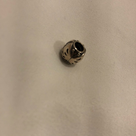 Pandora Butterfly Charm - Picture 4 of 5